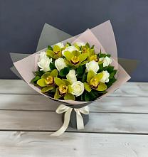 Букет цветов из:  Орхидеи и Розы в Манаскенте