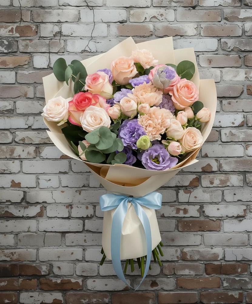 Букет цветов из: Розы, Лизиантусы и Гвоздики в Манаскенте