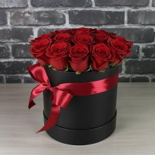 Цветочная композиция из Розы в шляпной коробке в Манаскенте