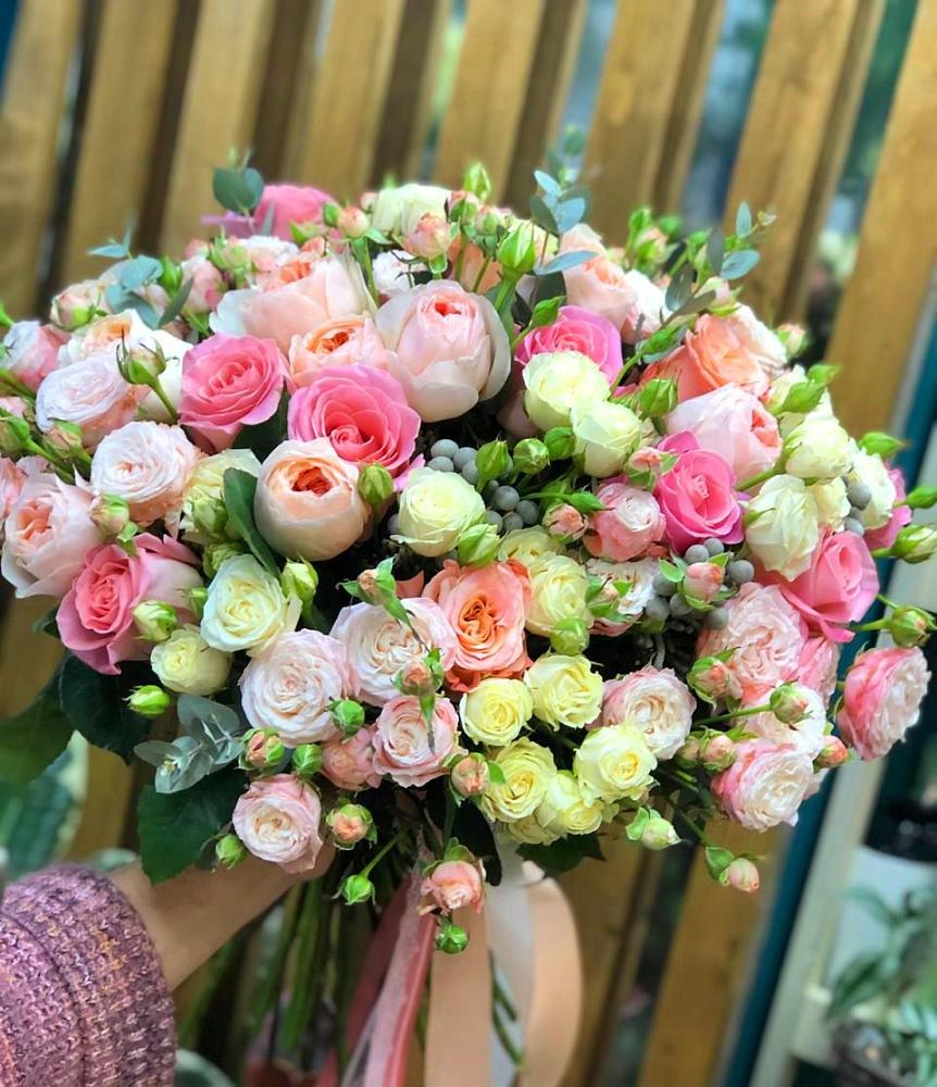 Букет цветов из: Розы в Манаскенте